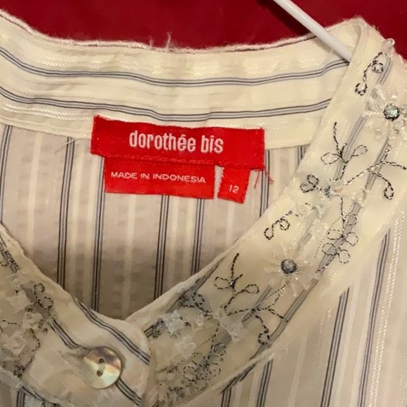 Dorothee his long sleeve blouse - Picture 2 of 6